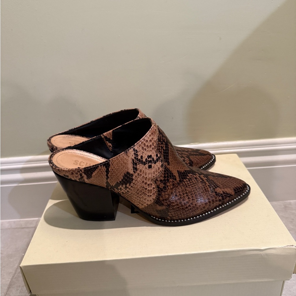SCHUTZ Tan Snake Print Mules